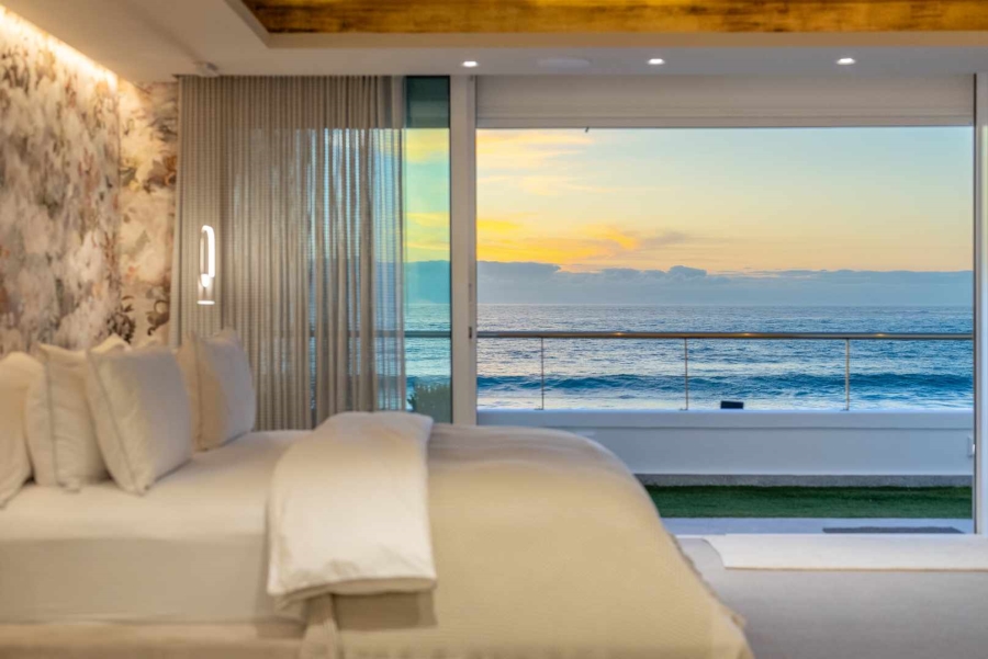 5 Bedroom Property for Sale in Clifton Western Cape